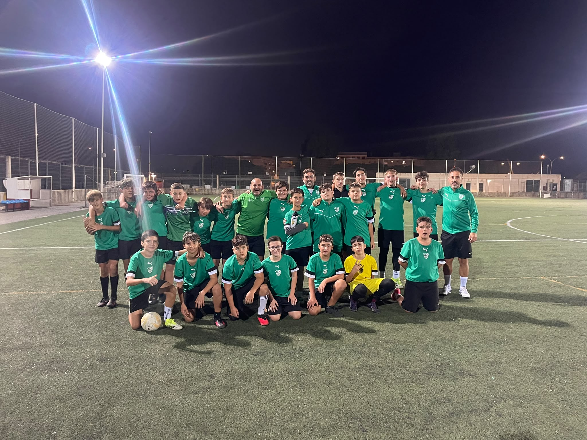 Nueva fotografía oficial de grupo del Infantil del C.D. Sporting Puertorrealeña
